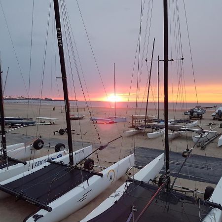 Nieuw App Met Tuin En Terras, Gratis Parking, Aan Zee, Vlakbij Brugge Διαμέρισμα Duinbergen Εξωτερικό φωτογραφία